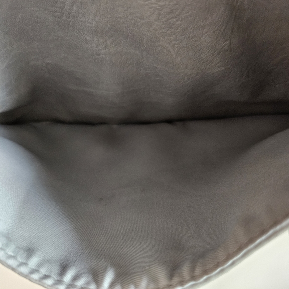 Adorned Leather Bag - Picture 9 of 10